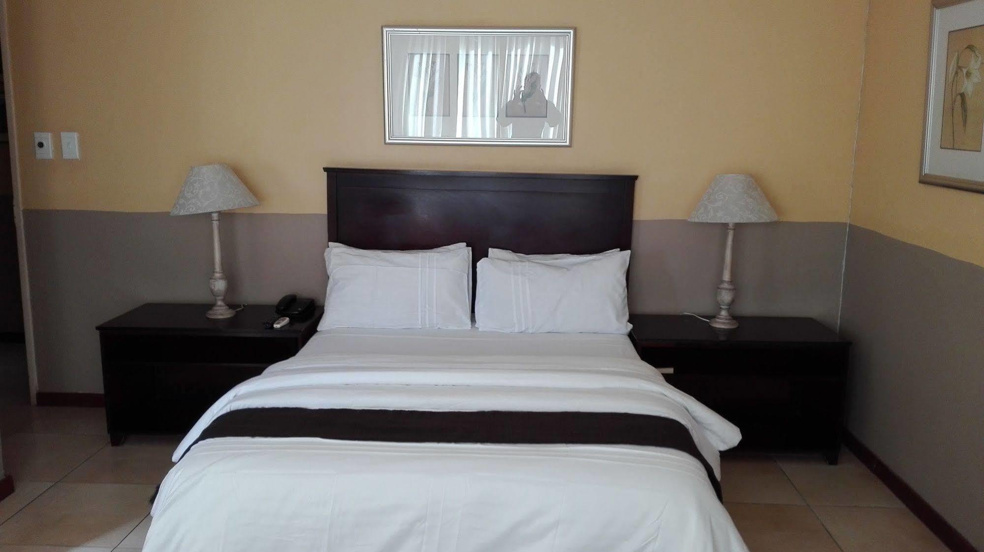 Hotel Via Midrand