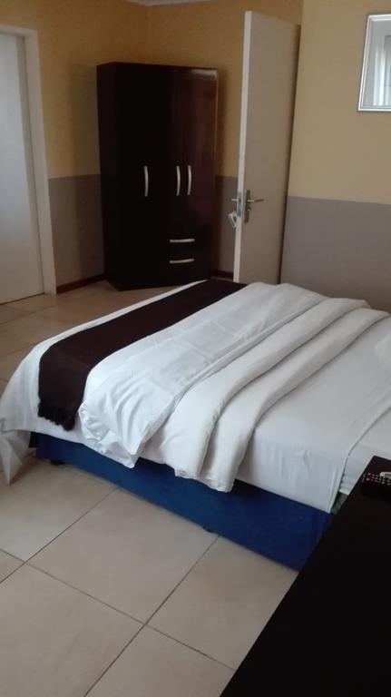Hotel Via Midrand