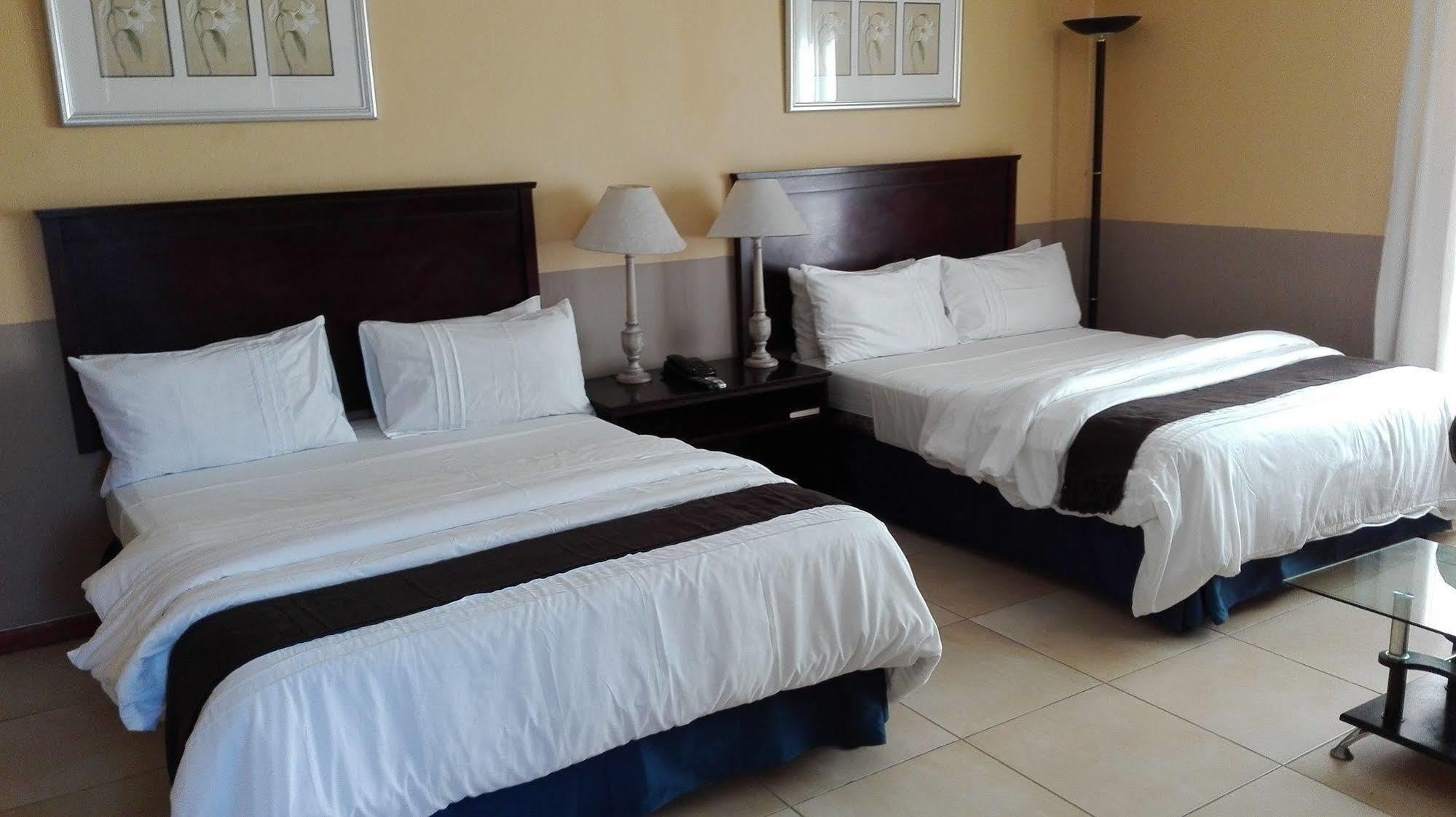 Via Hotel 3*