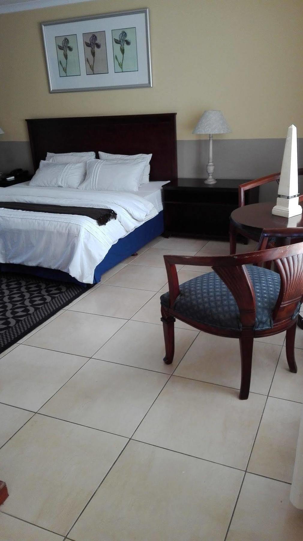 Via Hotel 3*