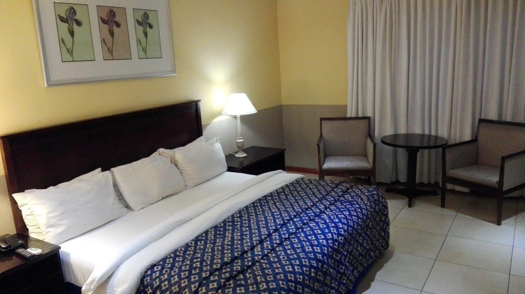 Via 3* Midrand